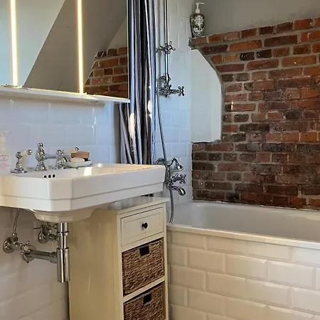 Reetdachhaus Warft Simmerdeis - Maisonettewohnung
